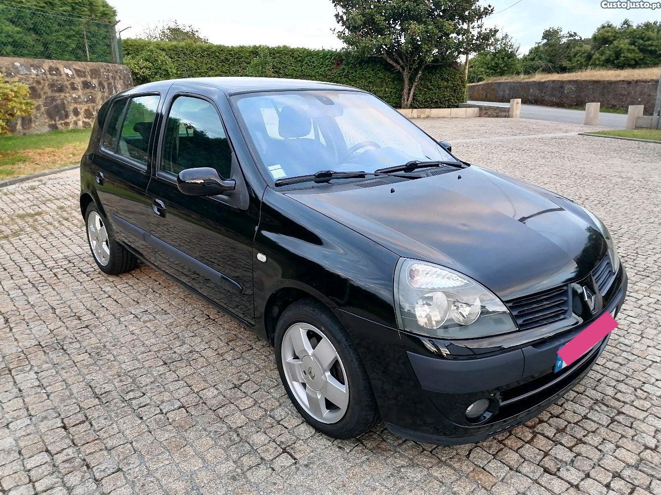 Renault Clio 1.2i Privilege — fotografia 9