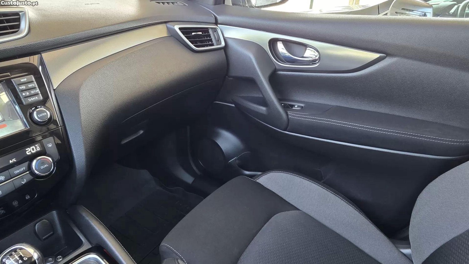 Nissan Qashqai 1.2 dig-t n-connecta led — fotografia 4