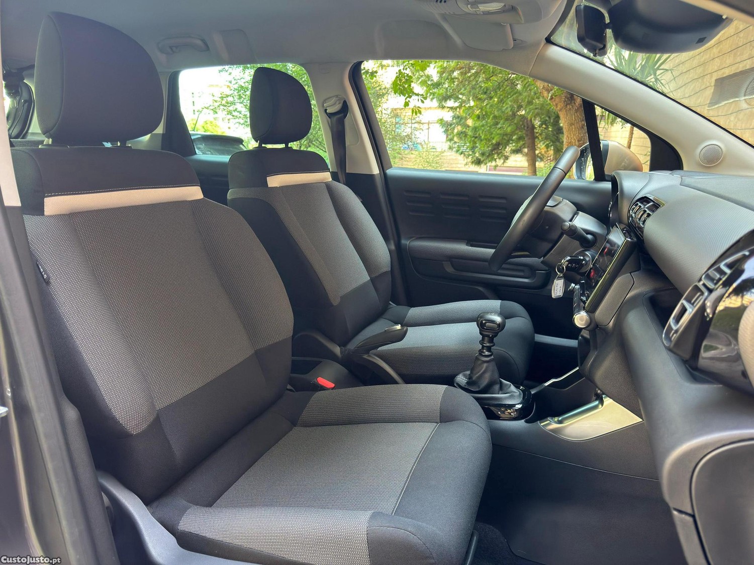 Citroën C3 1.2 PureTech C-Series — fotografia 9