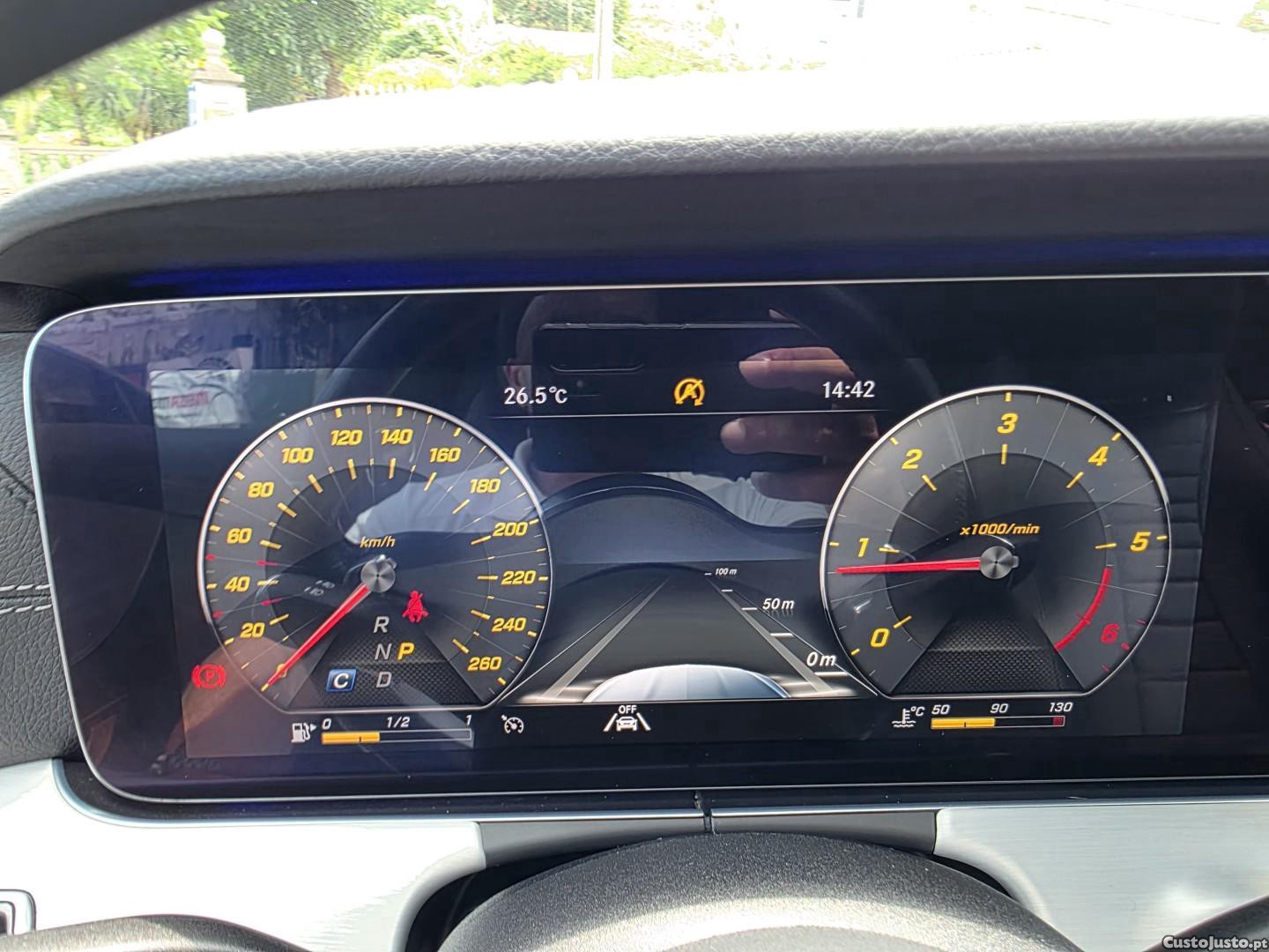 Mercedes-Benz E 220 d AMG Line Aut. — fotografia 47