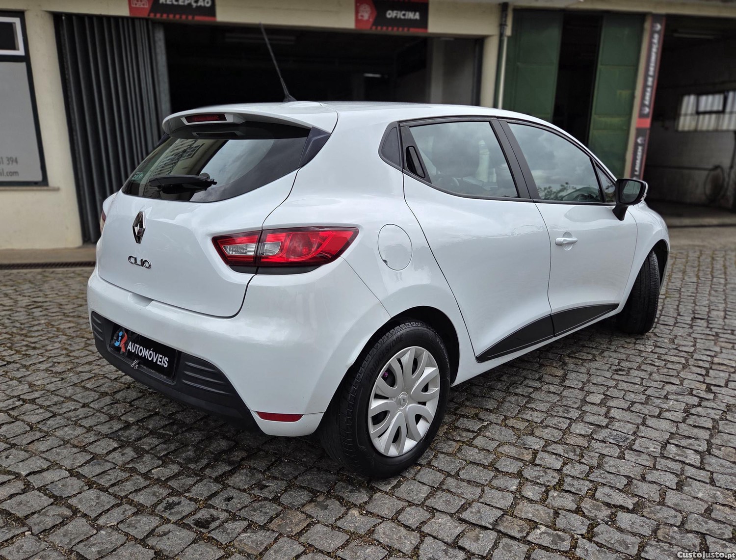 Renault Clio 1.5 dCi Zen — fotografia 8