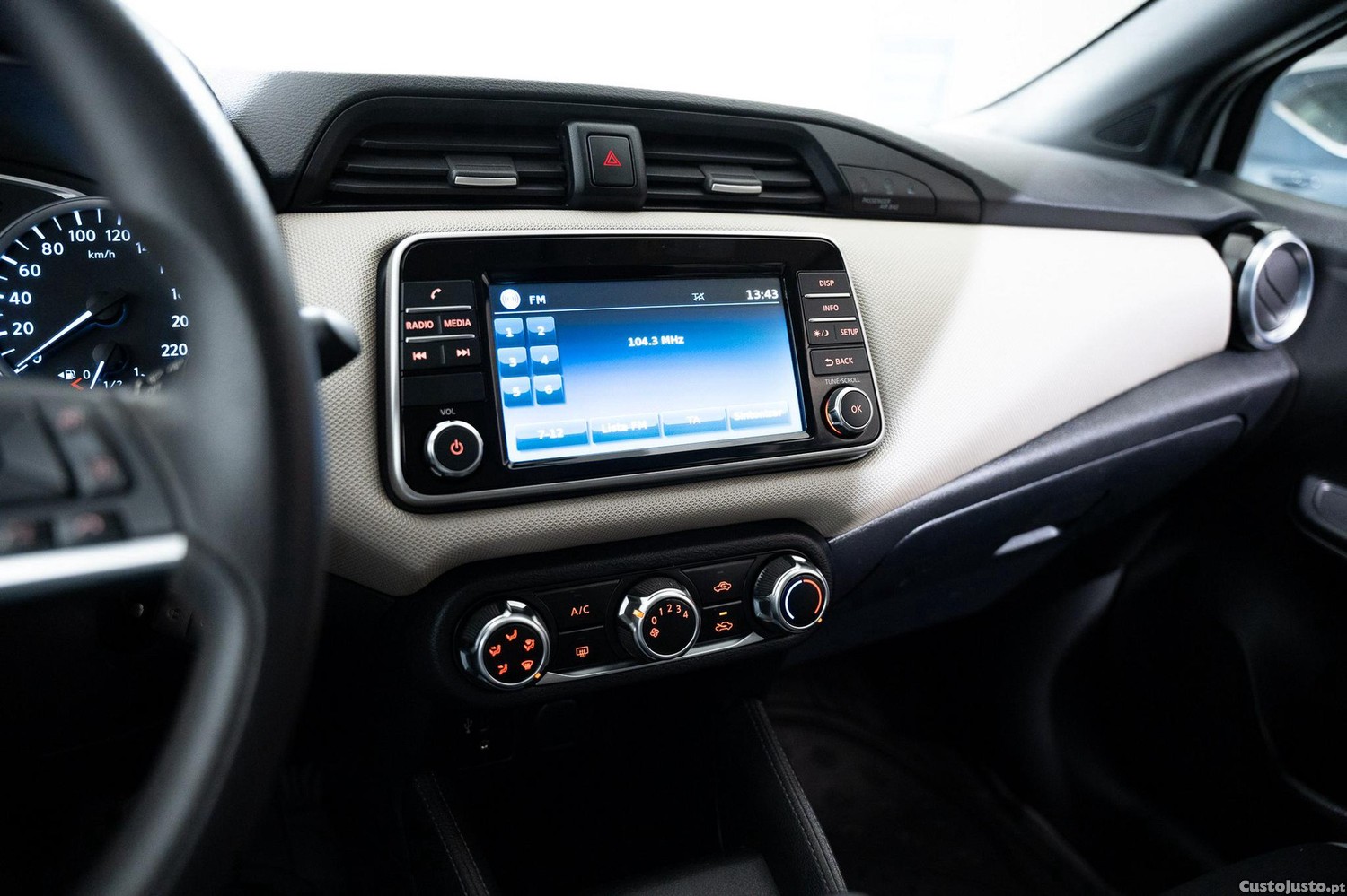 Nissan Micra 0.9 IG-T N-Connecta S/S — fotografia 10