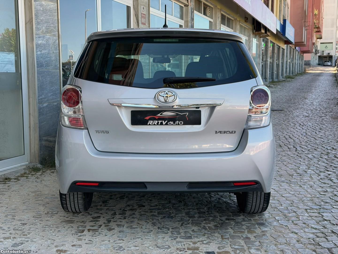 Toyota Verso 2.0 D-4D Exclusive+GPS — fotografia 11