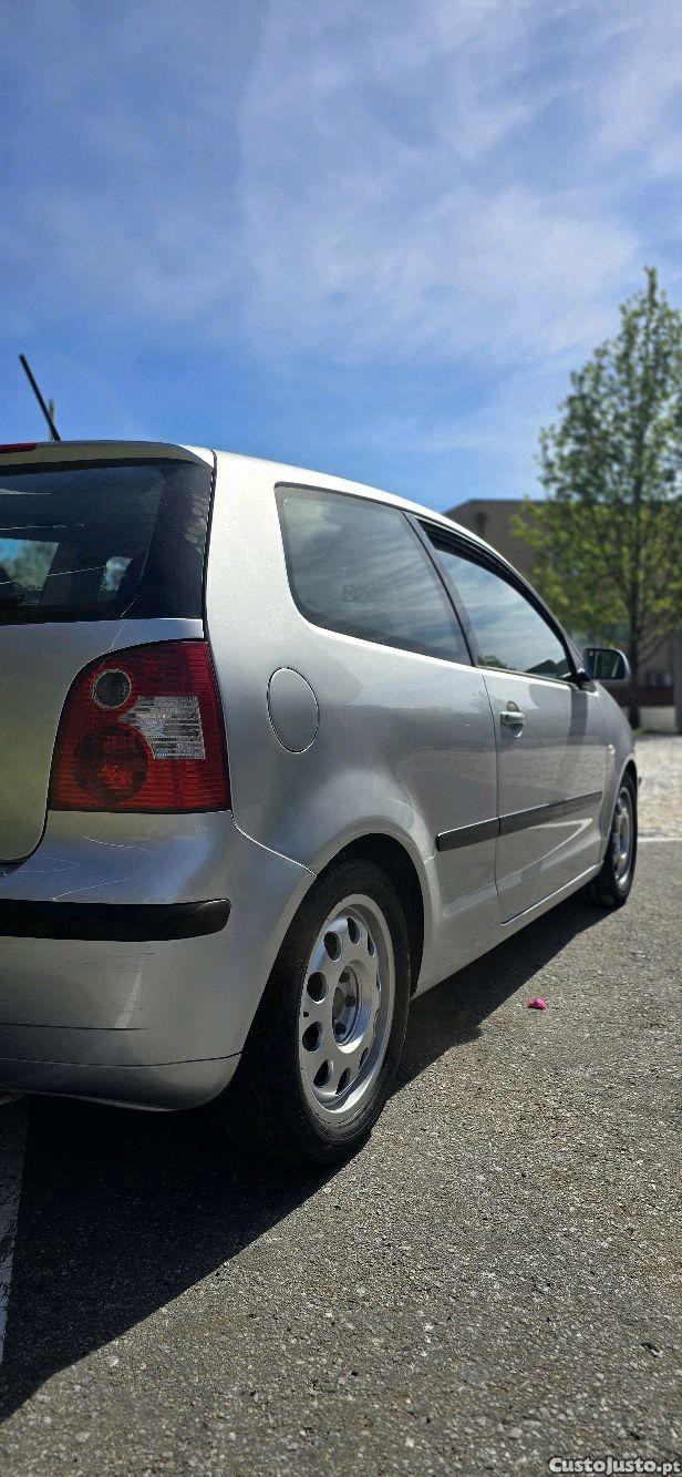 VW Polo Highline 1.4tdi pd - 02 foto 3