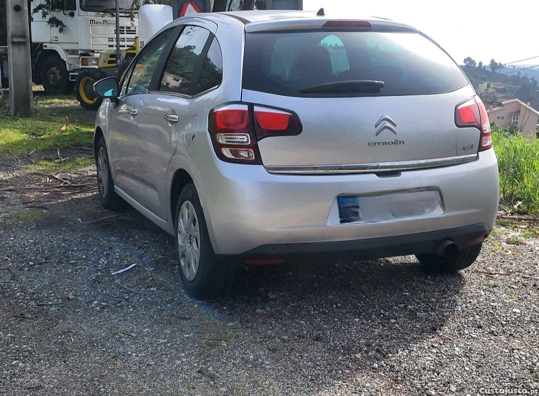 Citroën C3 1.0 VTi Attraction — photo 3