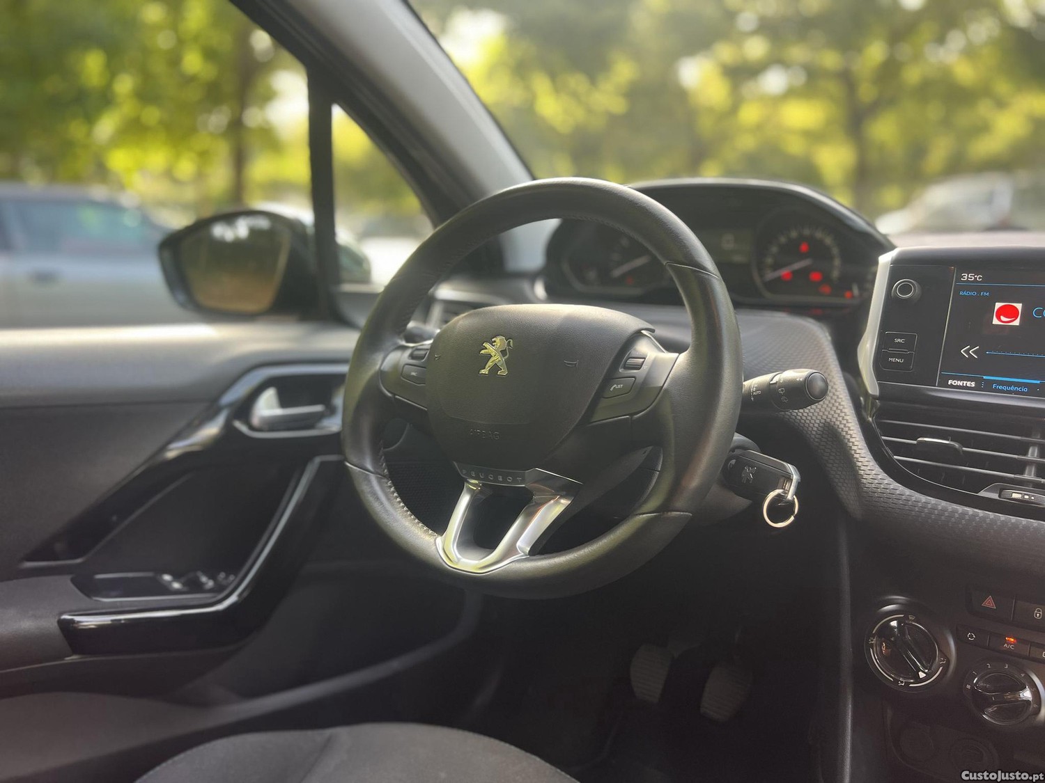 Peugeot 208 Style — fotografia 5