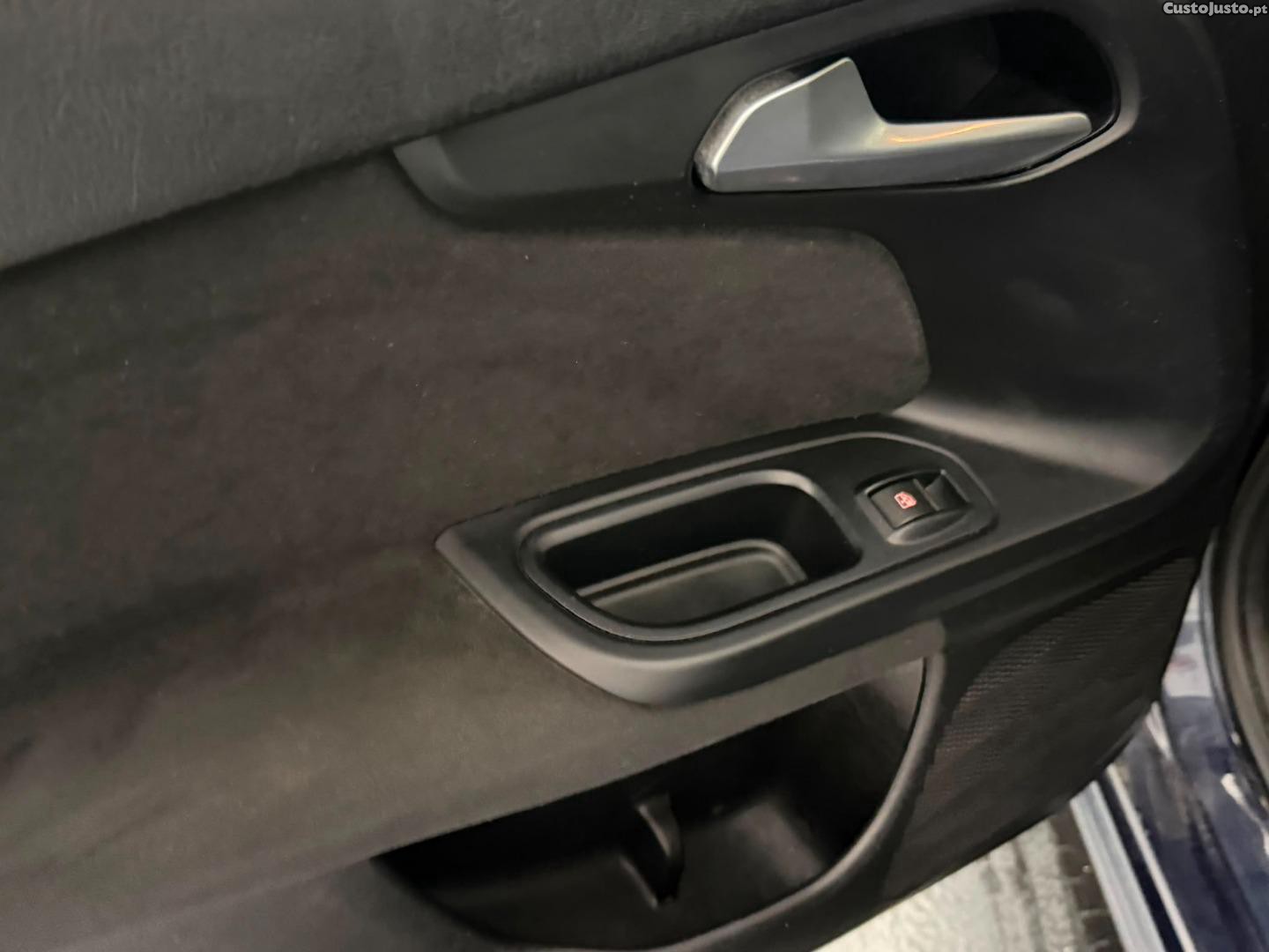 Fiat Tipo SW 1.6 MJET — fotografia 4