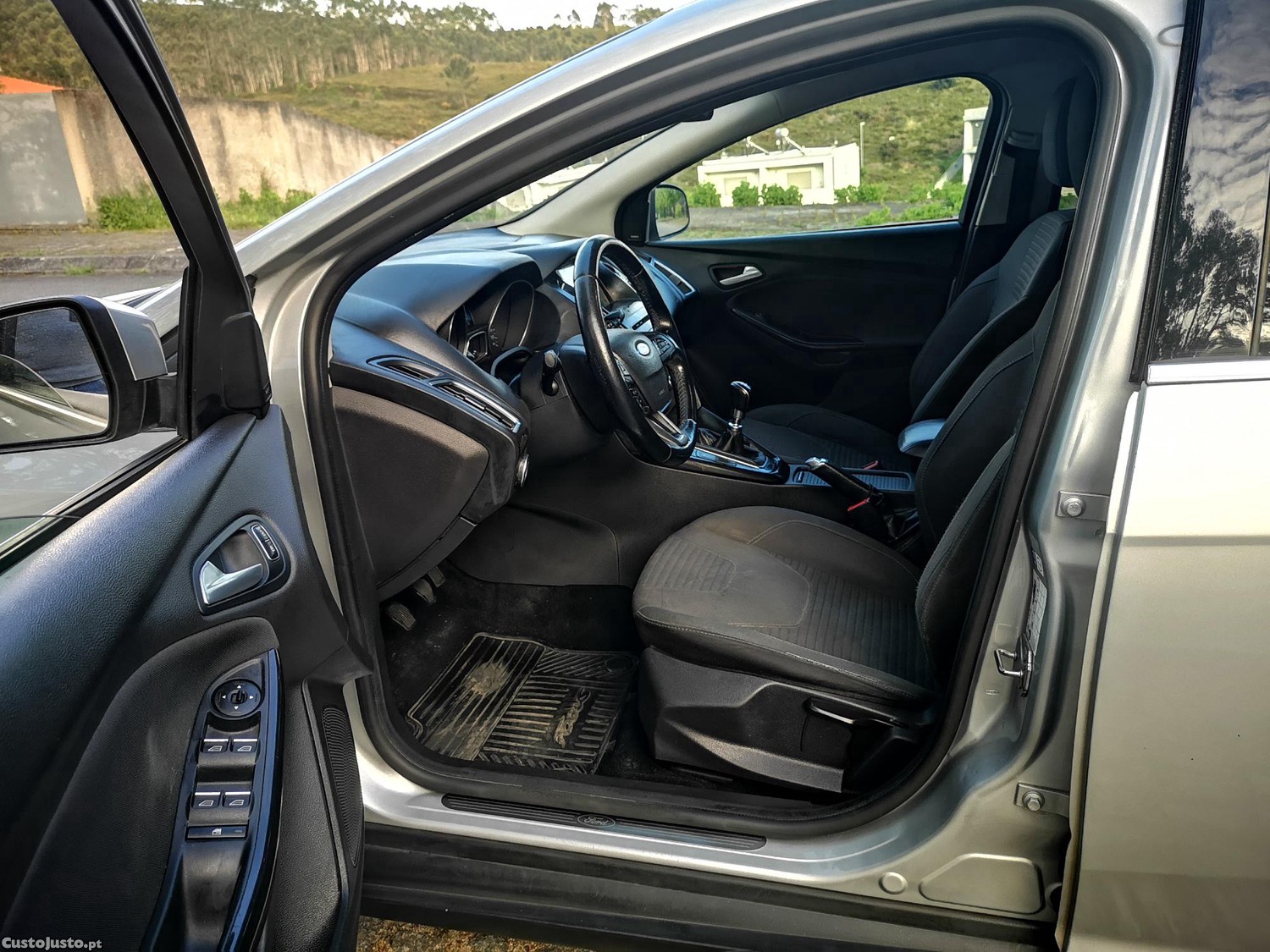 Ford Focus 1.0 SCTI 125cv TITANIUM c/ GPS - Utilitário Nacional c/ Garantia - "IMBATIVEL" — fotografia 19