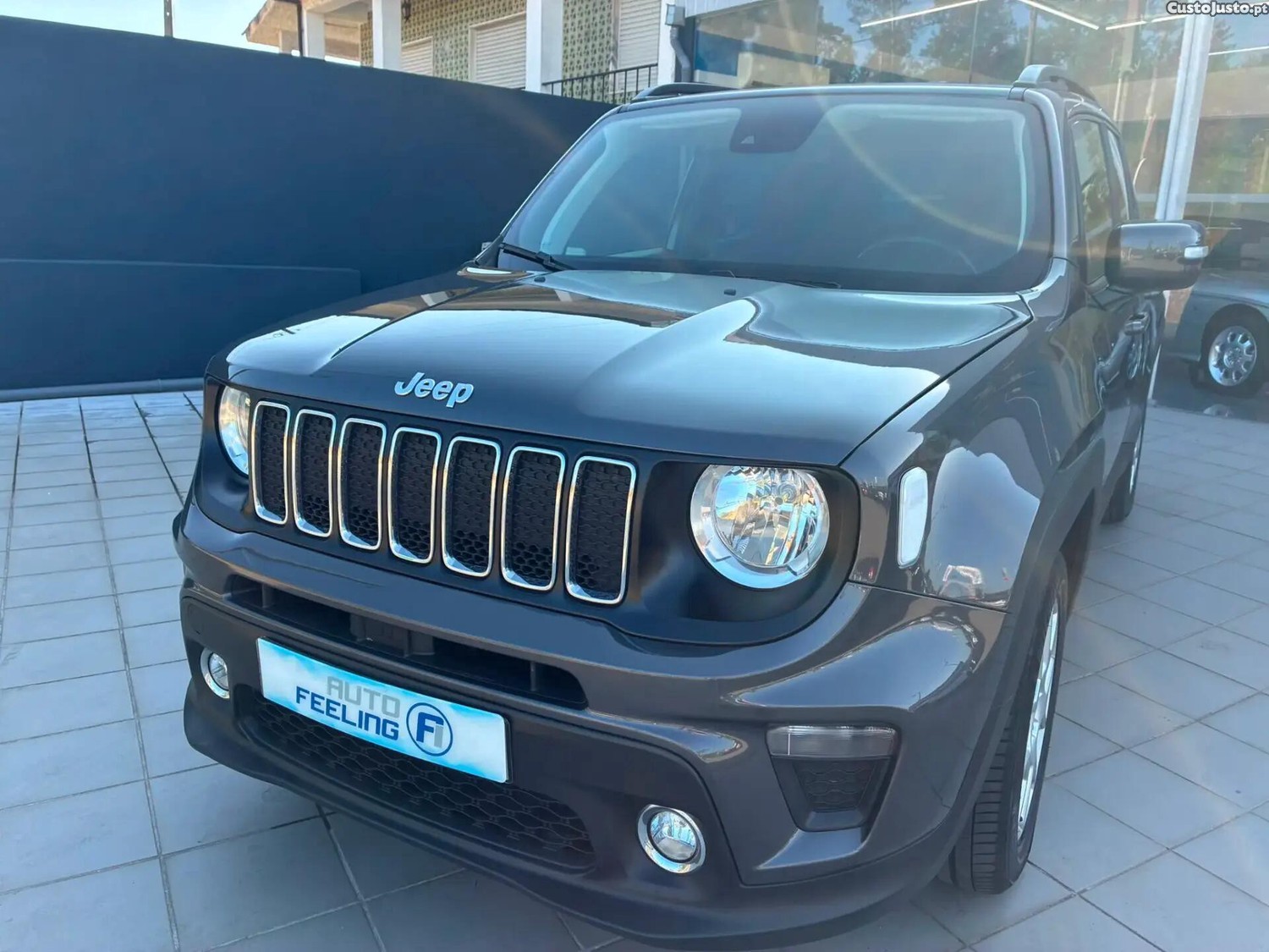 Jeep Renegade 1.0 T Longitude — fotografia 25