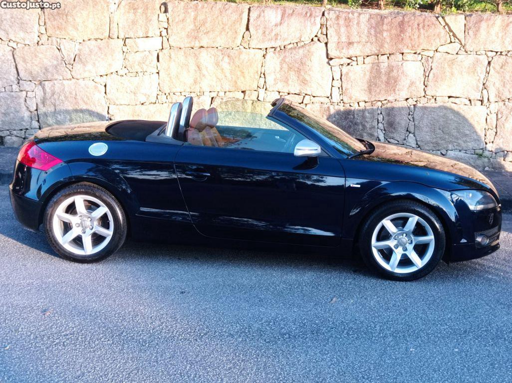 Audi TT Cabrio-200cv-Garantia — fotografia 3