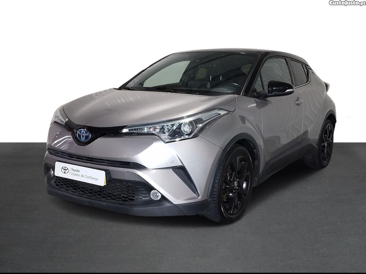 Toyota C-HR 1.8 HSD Comfort+P.Style — fotografia 15