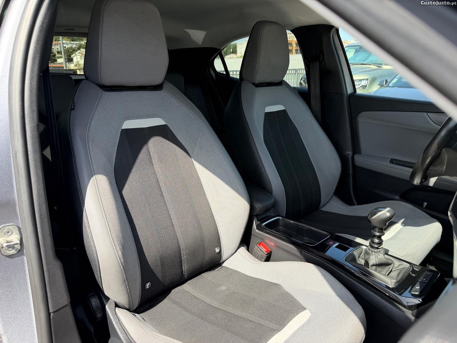 Opel Mokka 1.2 T Elegance — fotografia 12