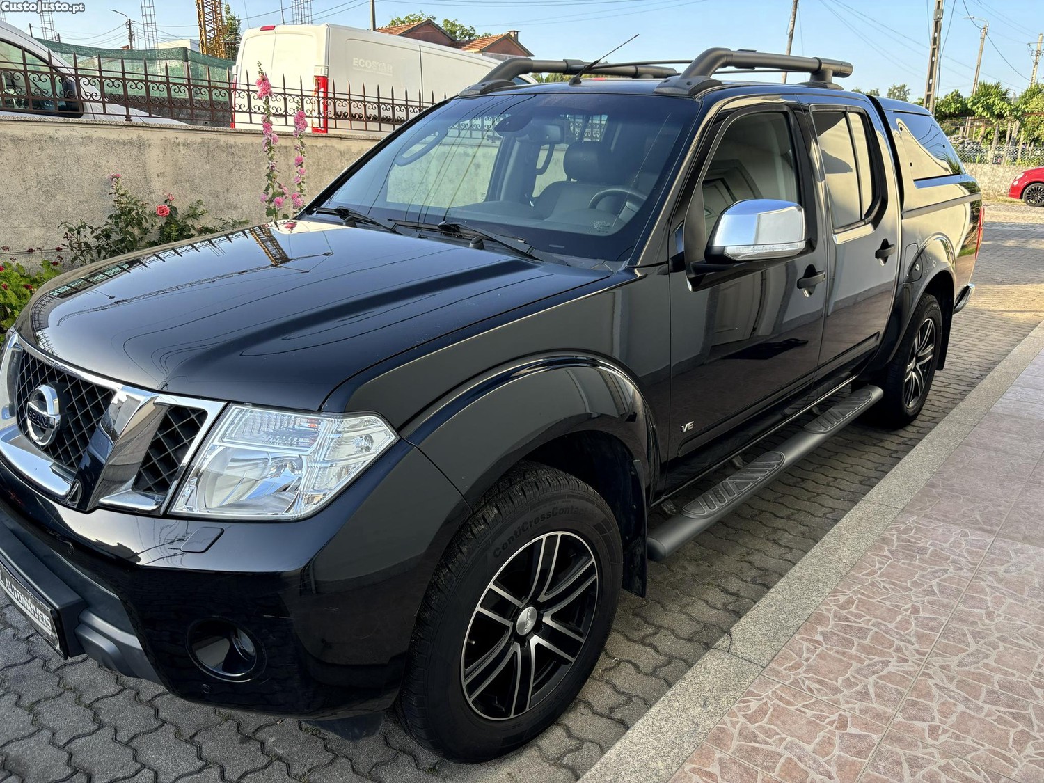 Nissan Navara 3.0 Diesel Aut V6 4x4 - 12 — photo 2
