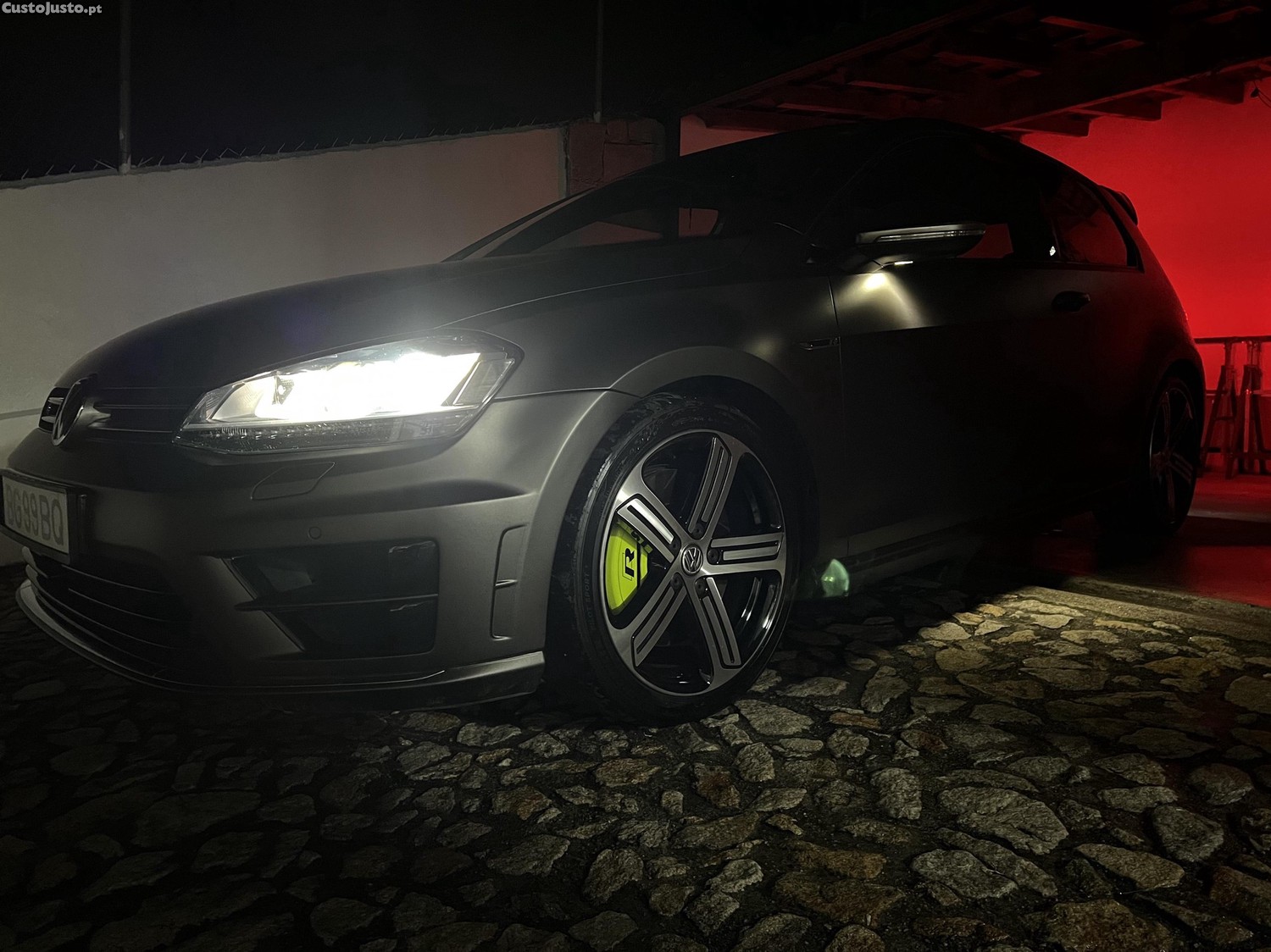 Volkswagen Golf R 2.0 — fotografia 3