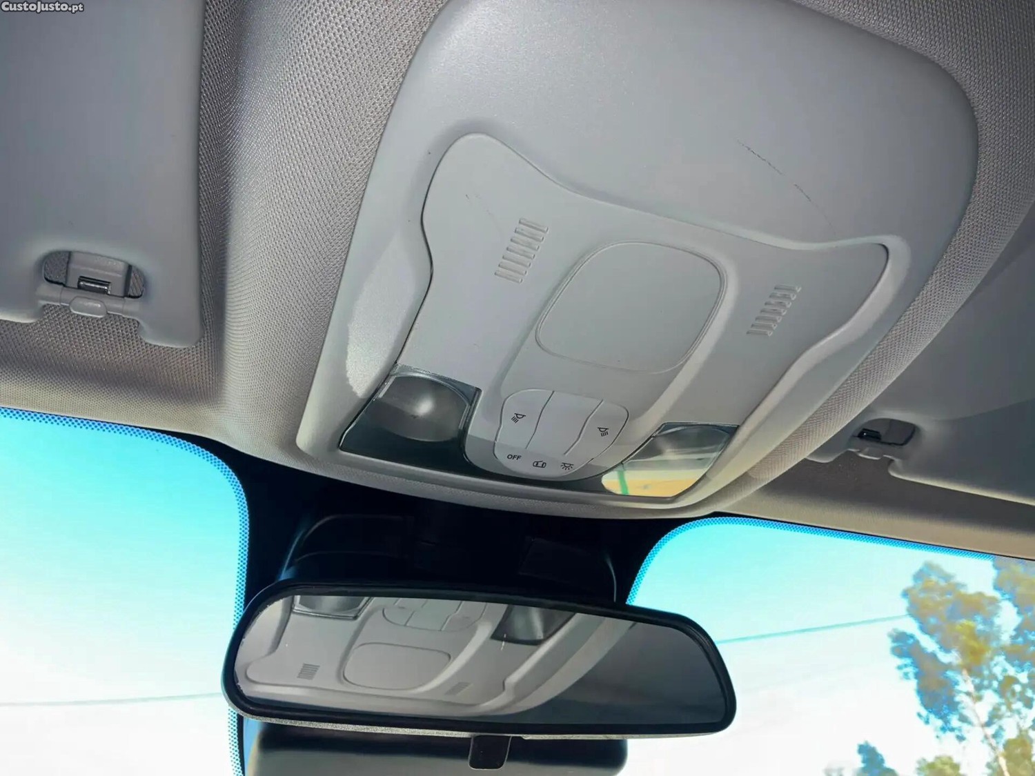 Jeep Renegade 1.0 T Longitude — fotografia 10