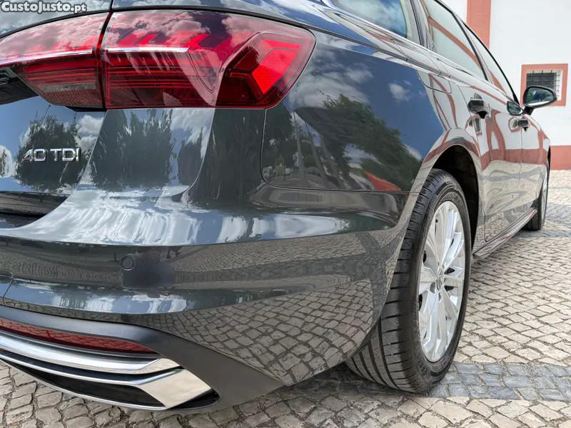Audi A4 40 TDI Advanced S tr — fotografia 11