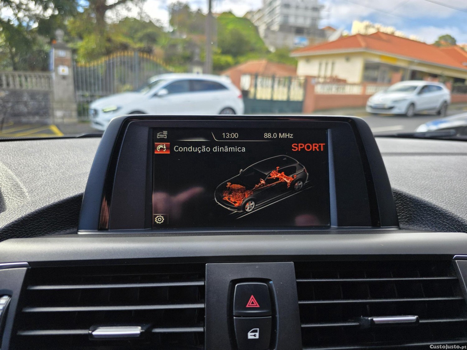 BMW 116 d Line Sport — fotografia 21