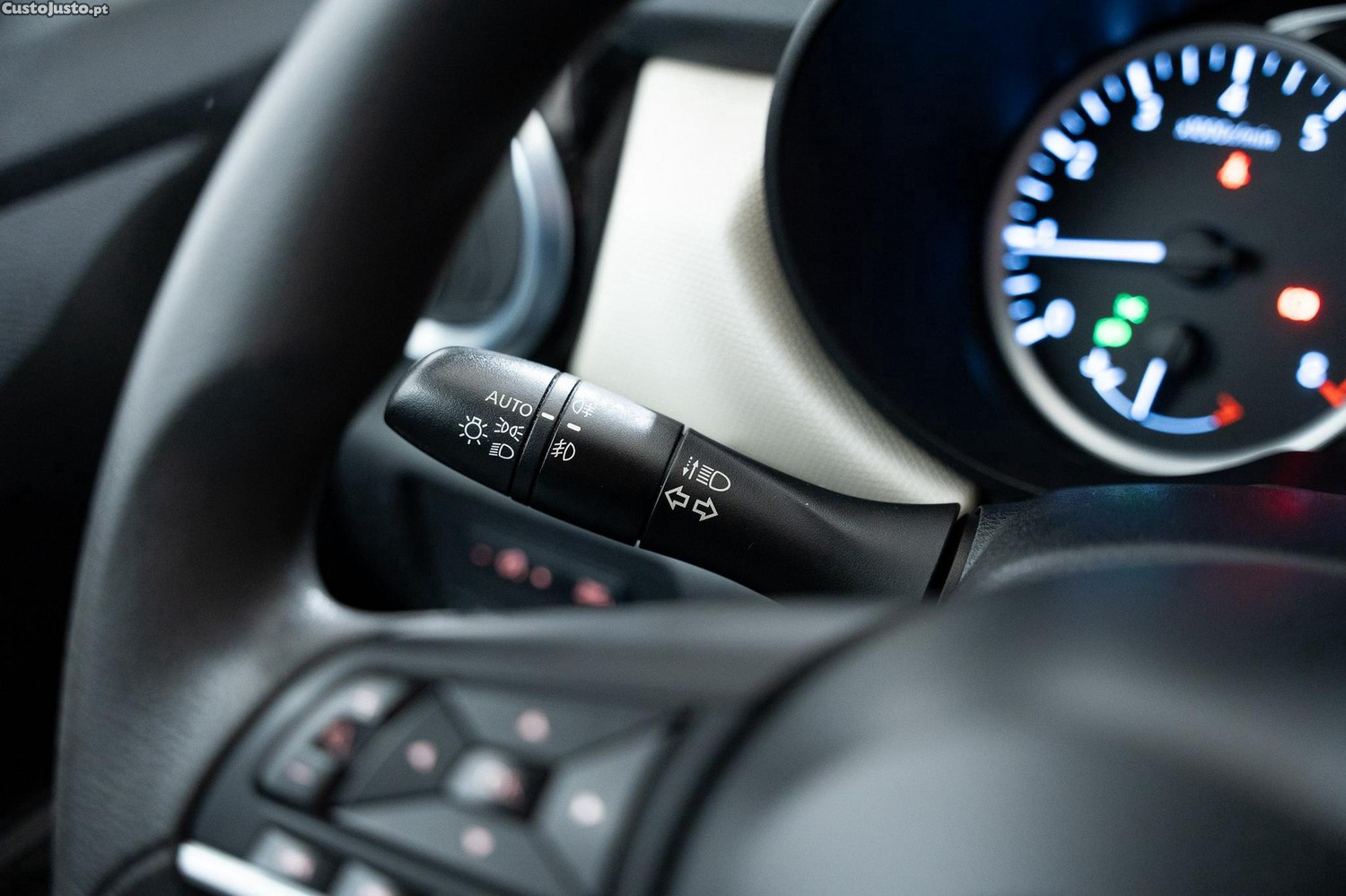 Nissan Micra 0.9 IG-T N-Connecta S/S — fotografia 7