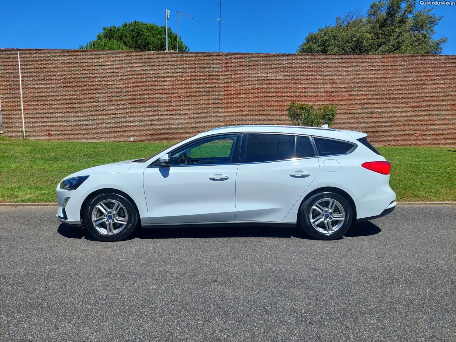Ford Focus SW Muitos extras, Impecável 140 Mês - 20 foto 4