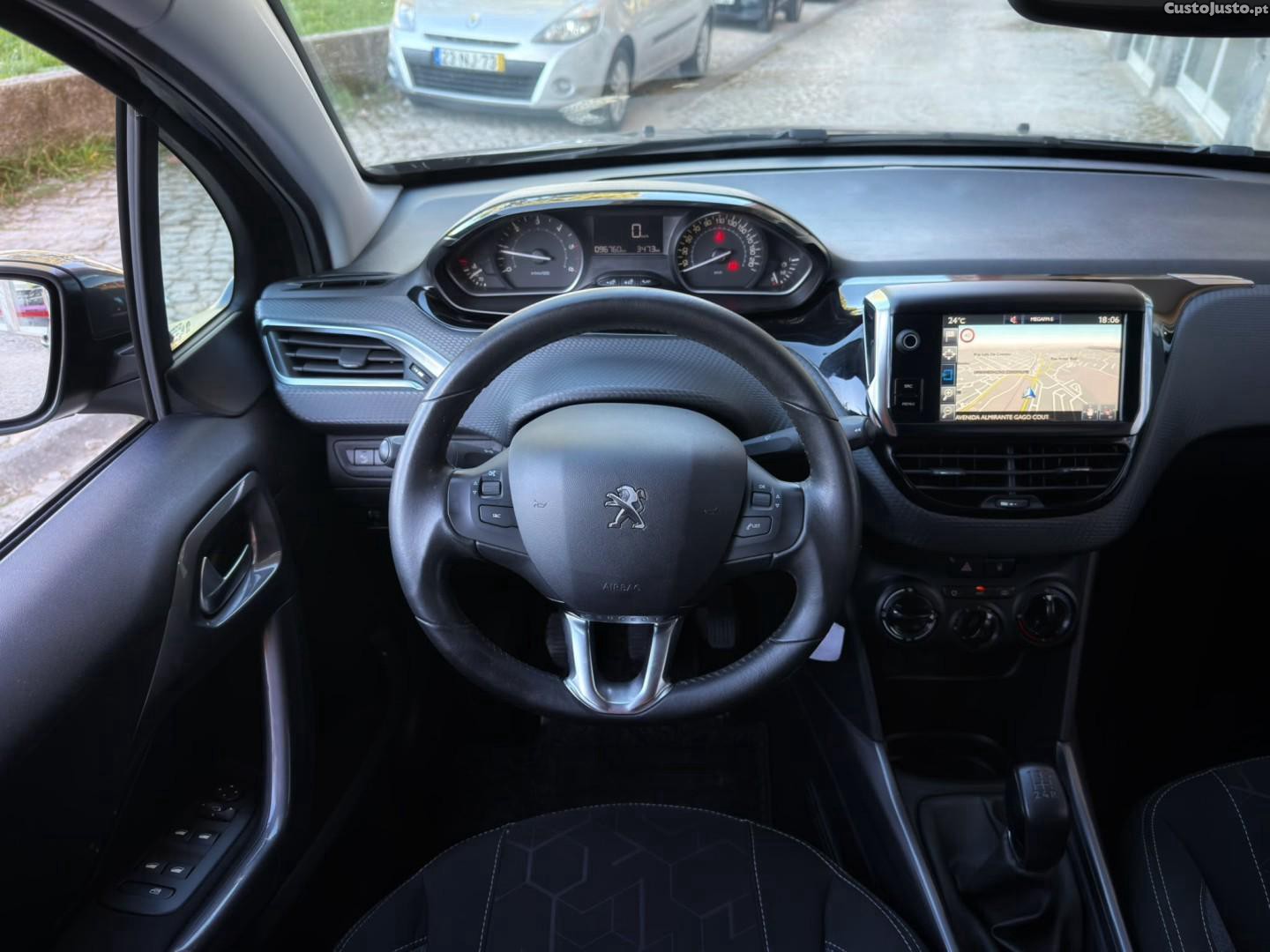 Peugeot 2008 1.6 BlueHDi Style - 16 — photo 5