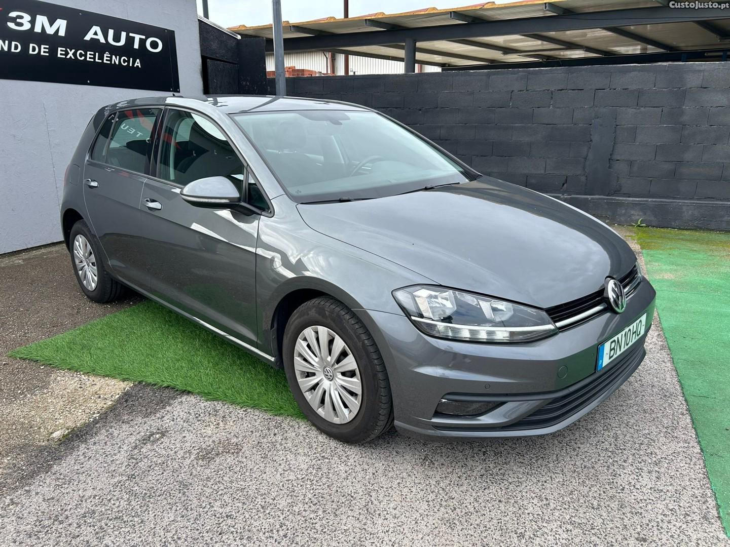 VW Golf 1.6 TDi Confortline - 18 foto 5