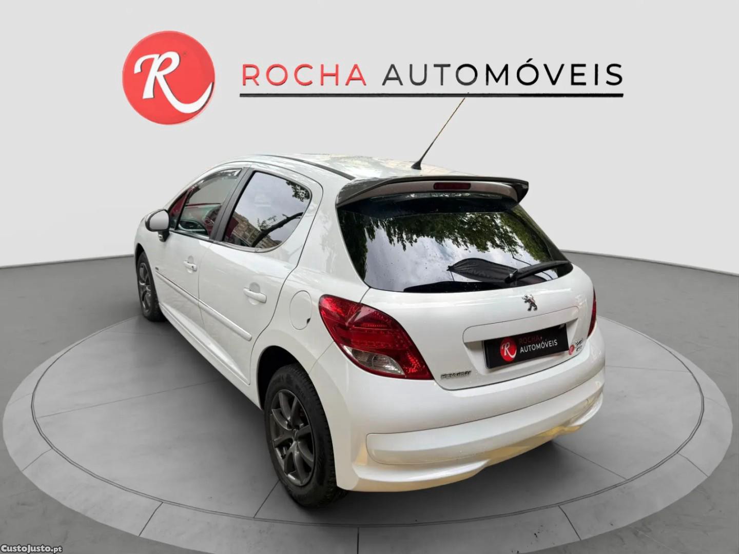 Peugeot 207 1.4 HDi Sport — fotografia 7