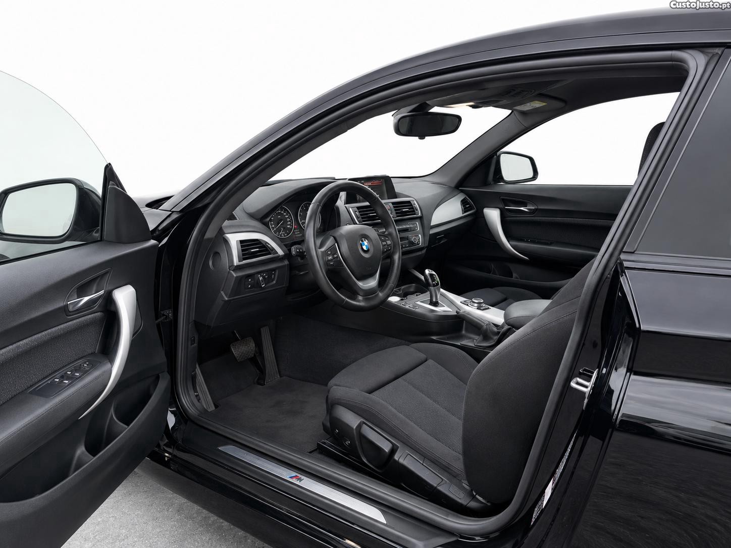 BMW 218 . — fotografia 3