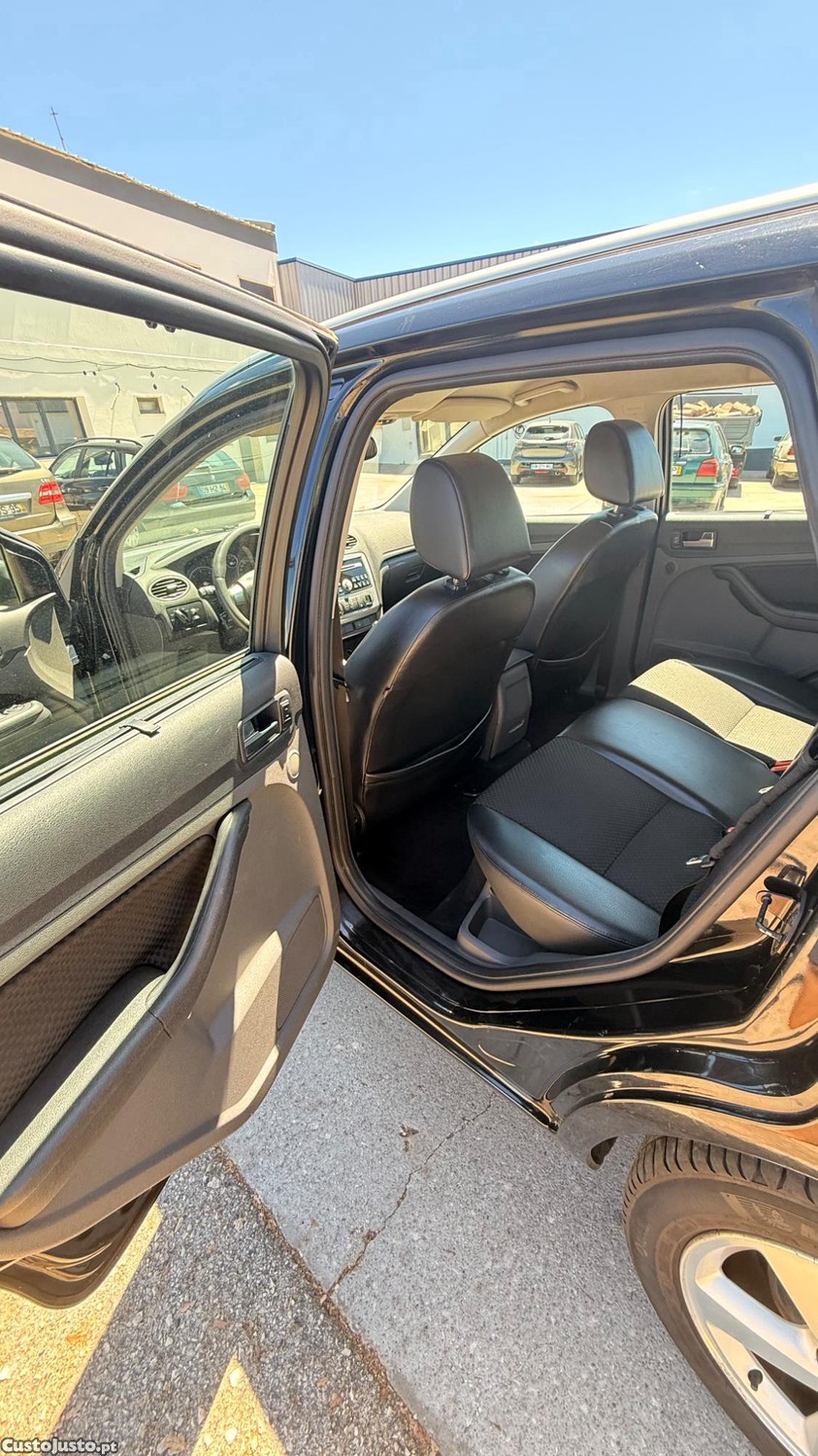 Ford Focus 1.6 TDCI de 2005 — fotografia 3
