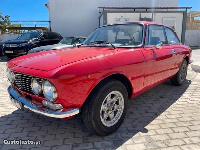 Alfa Romeo GT 1600 Júnior — photo 5