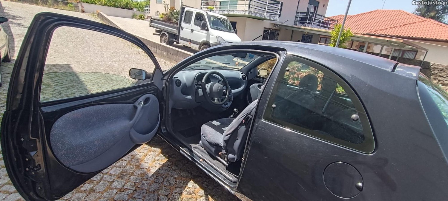 Ford KA 1.3 Gasolina — fotografia 9