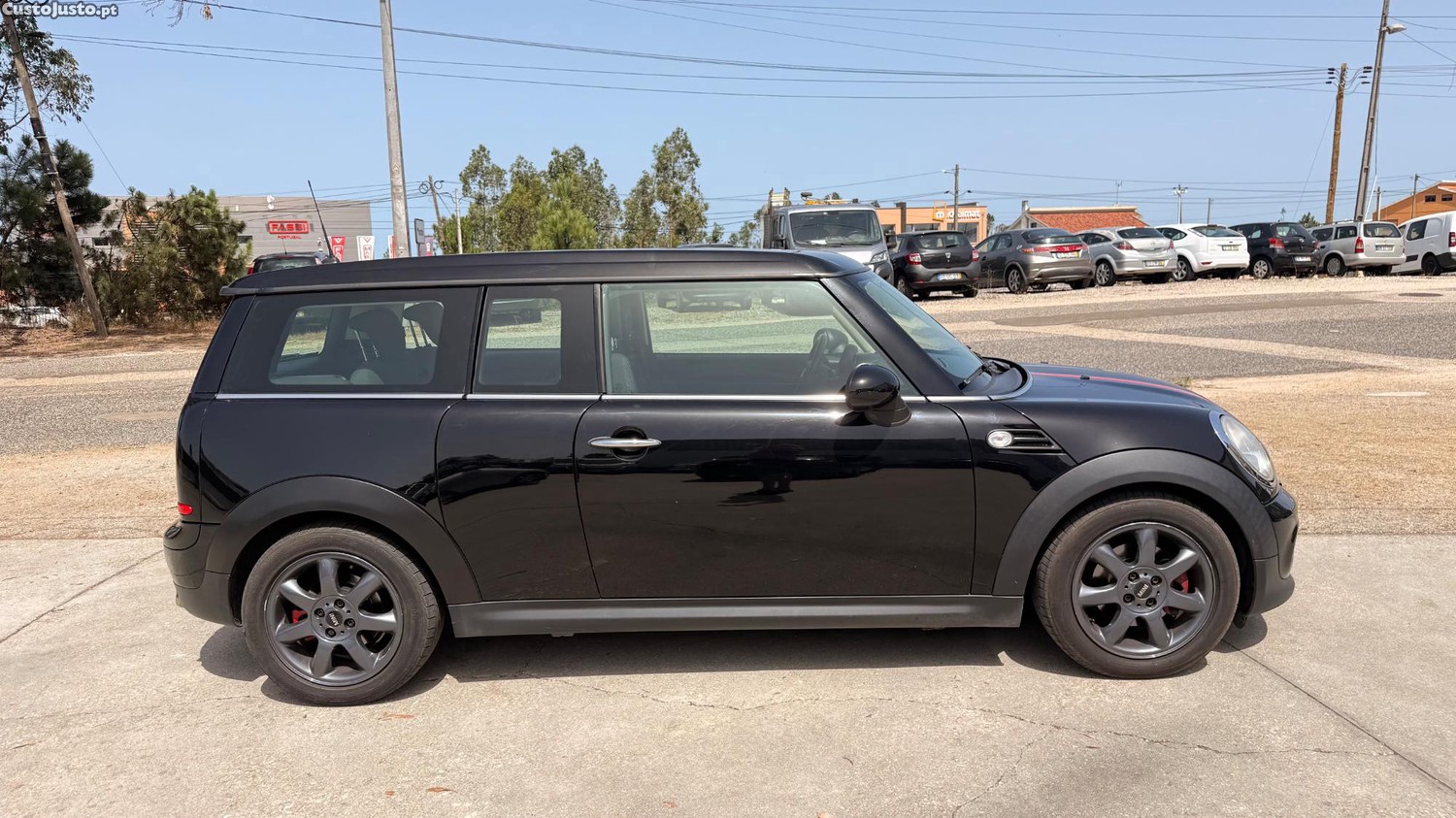 MINI Clubman Cooper 1.6 D — fotografia 13
