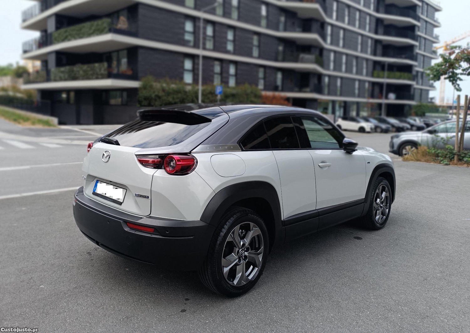 Mazda CX-30 e-SKYACTIV Makoto Urban Expression — fotografia 11