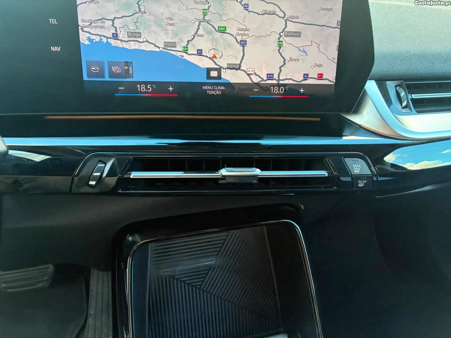 BMW 218 Active Tourer i Line Luxury Auto — fotografia 11