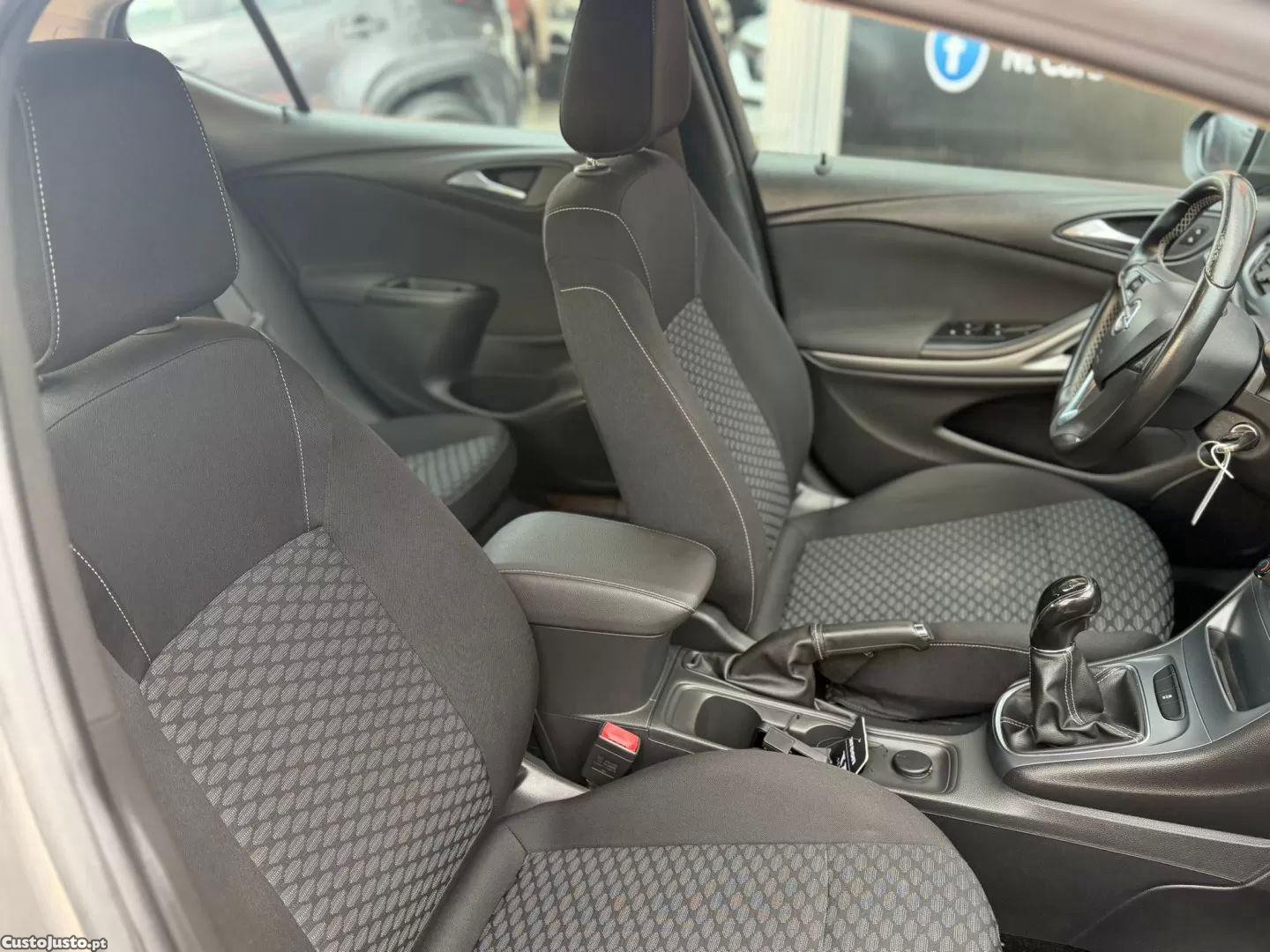Opel Astra 1.6 cdti business edition s/s — fotografia 5