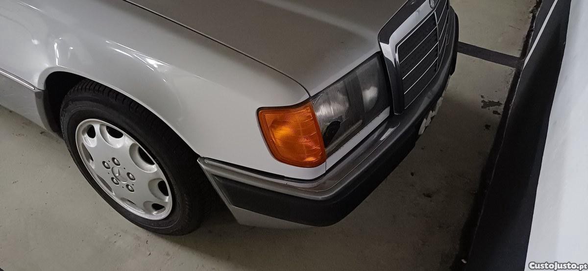 Mercedes-Benz 200 E — fotografia 5