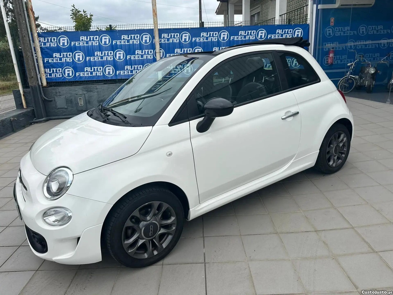 Fiat 500C 1.0 Hybrid Lounge — fotografia 24