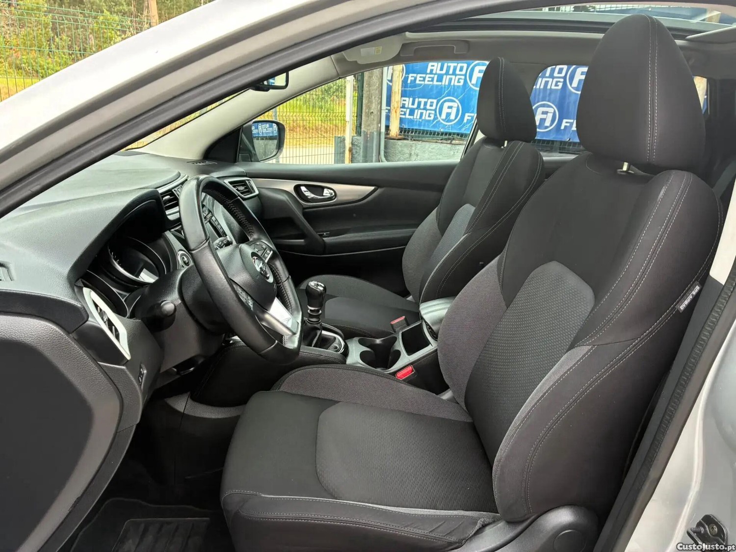 Nissan Qashqai 1.3 DIG-T N-Connecta — fotografia 8