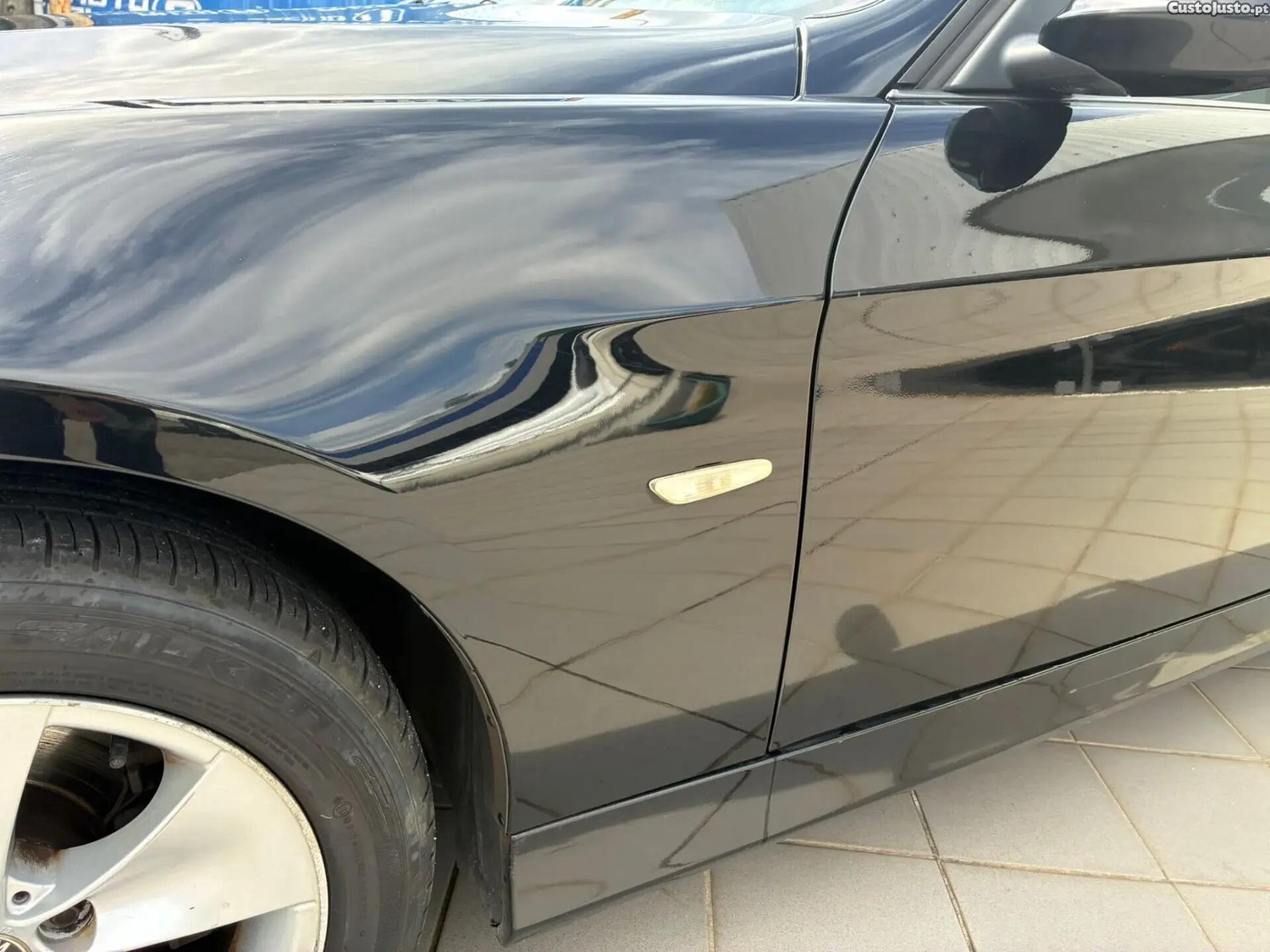 BMW 318 d Touring — fotografia 18