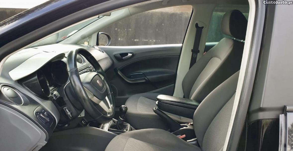 SEAT Ibiza 1.2Tdi — fotografia 6
