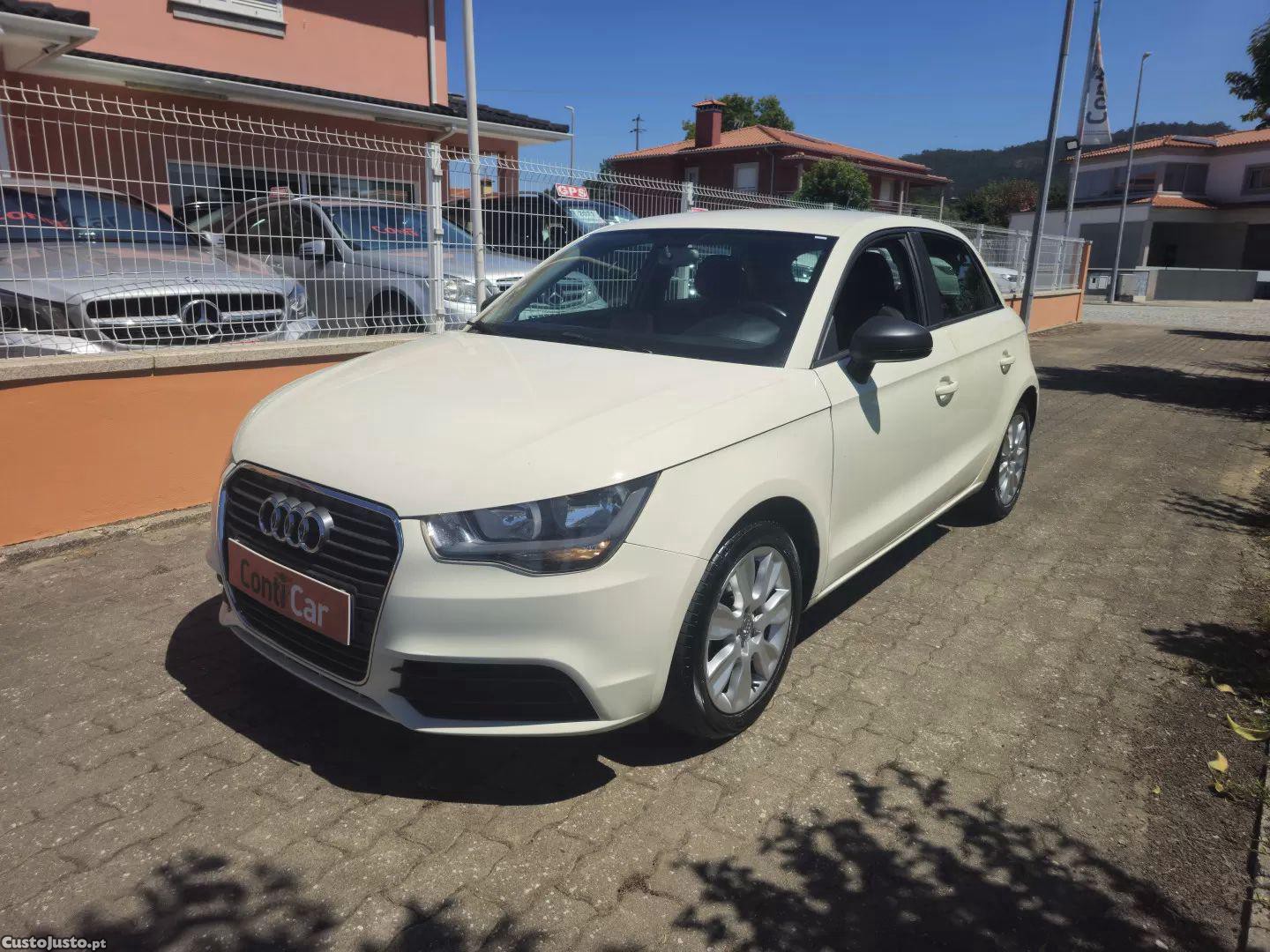 Audi 80 1.2 tfsi attraction — fotografia 10