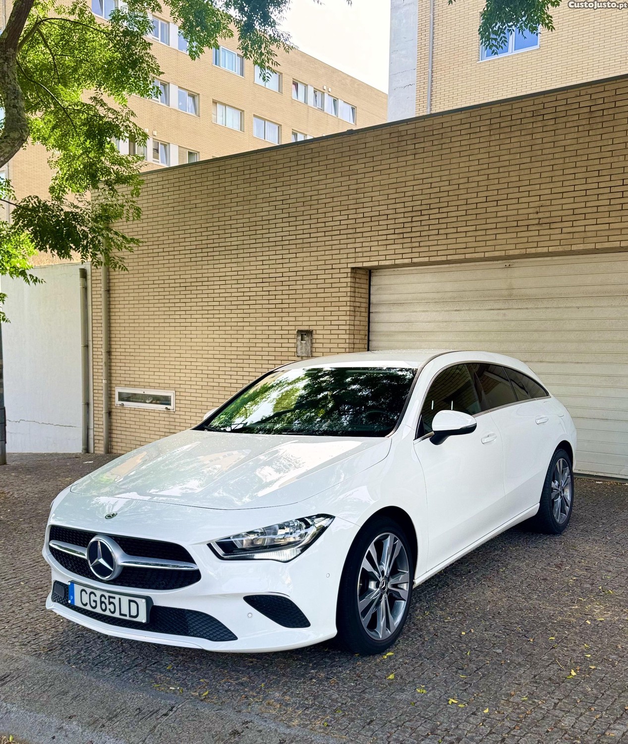Mercedes-Benz CLA 180 Shooting brake — fotografia 3