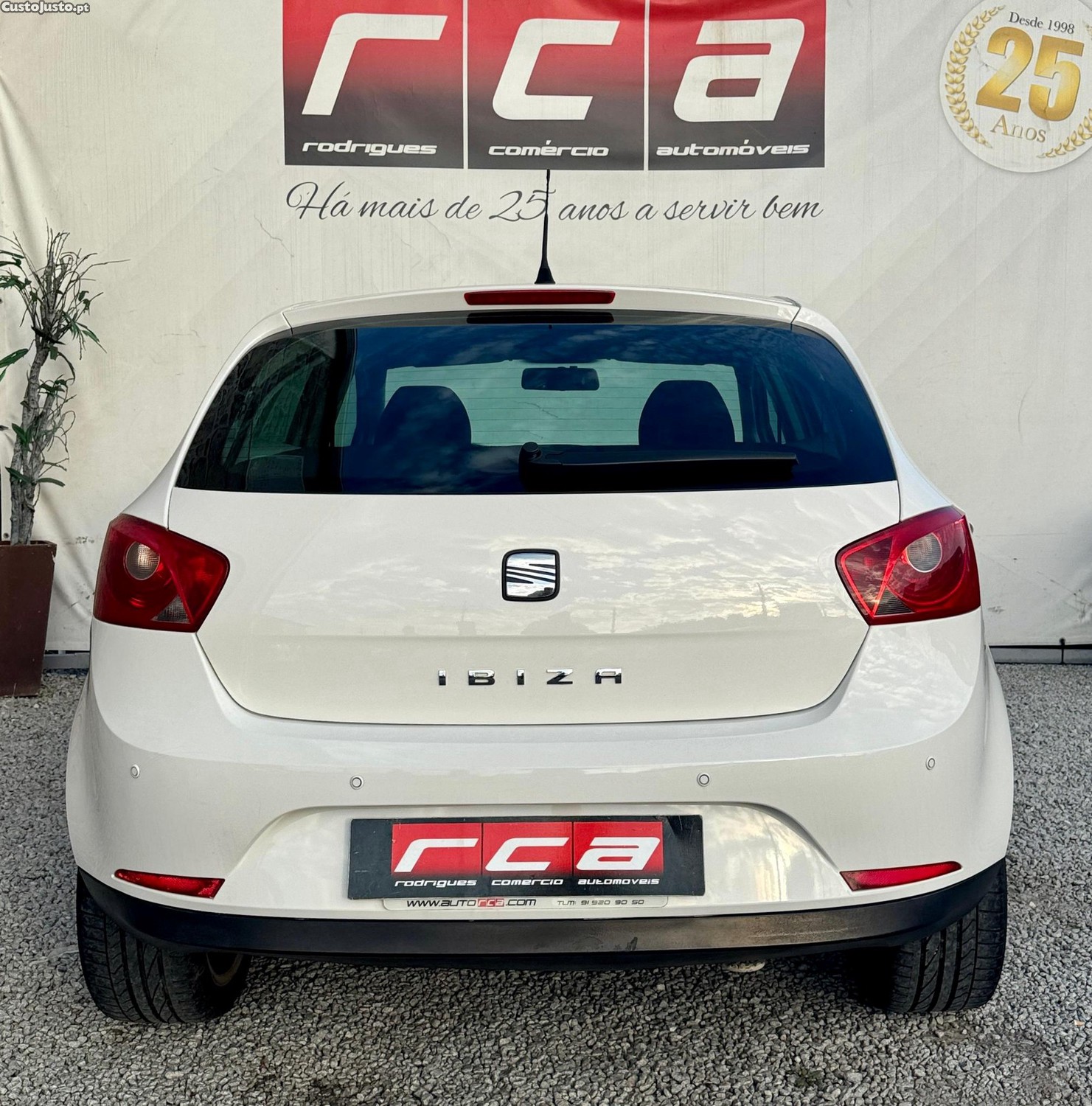 SEAT Ibiza 1.6 TDi 25 Anos — fotografia 17