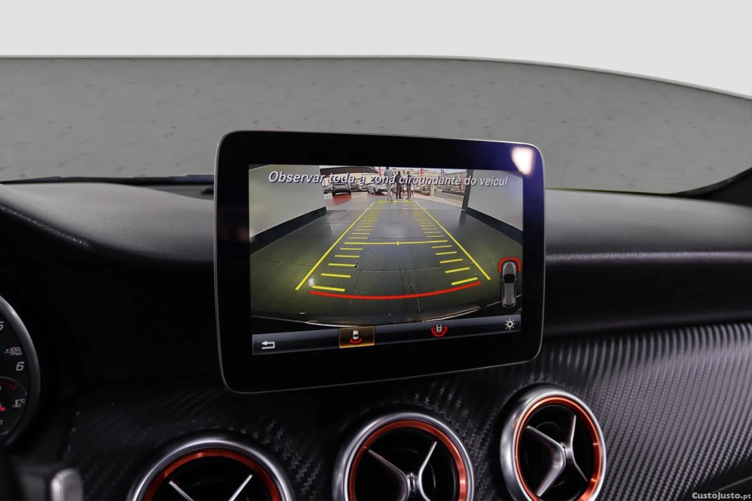 Mercedes-Benz A 180 d AMG Line Aut. — fotografia 7