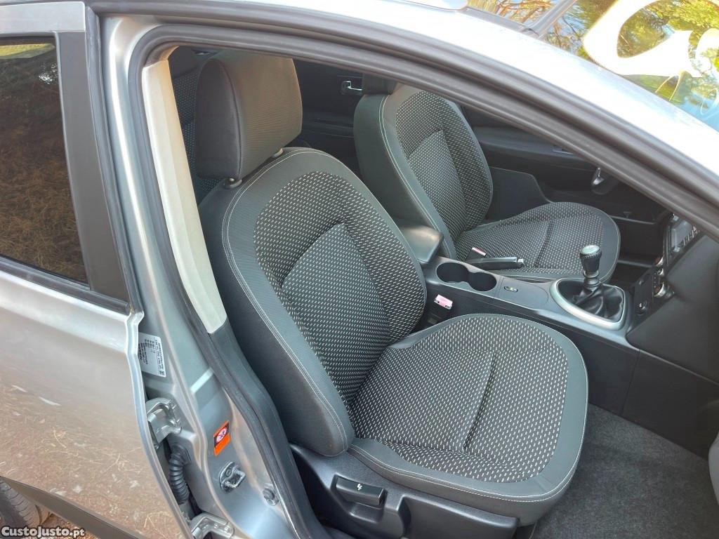Nissan Qashqai 1.5 DCci Tekna Premium NACIONAL — fotografia 3