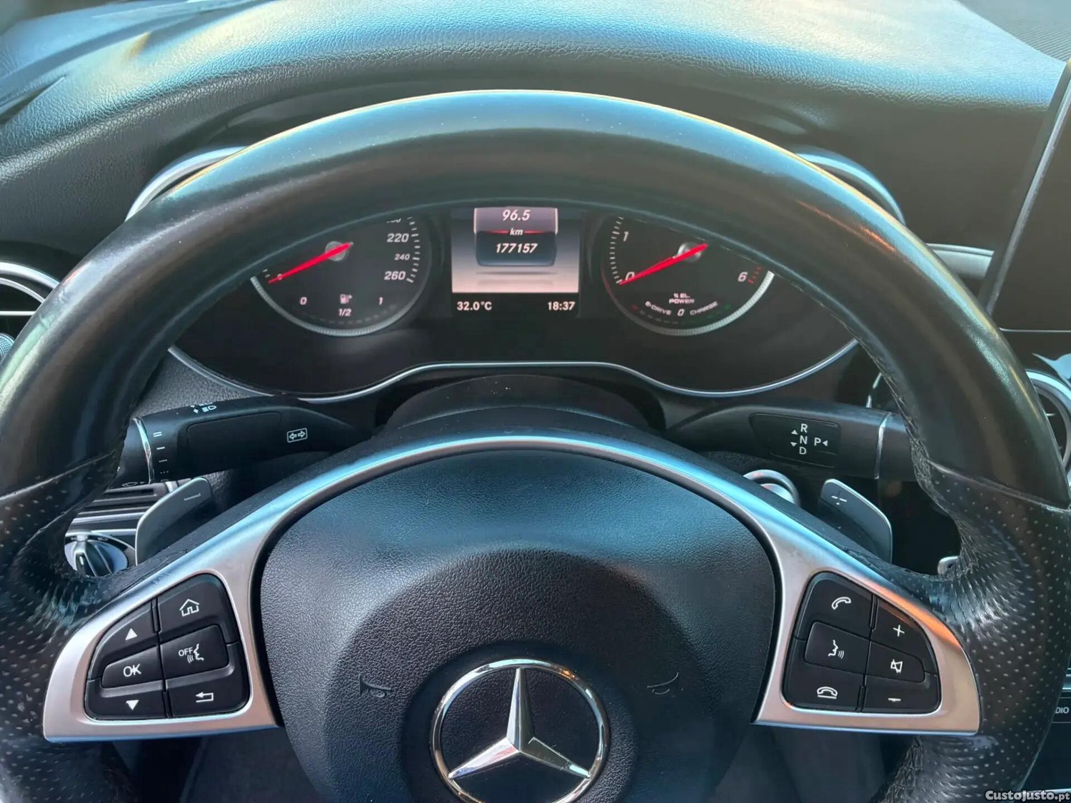 Mercedes-Benz C 300 DeHYBRID BLUE TEC AMG LINE — fotografia 20