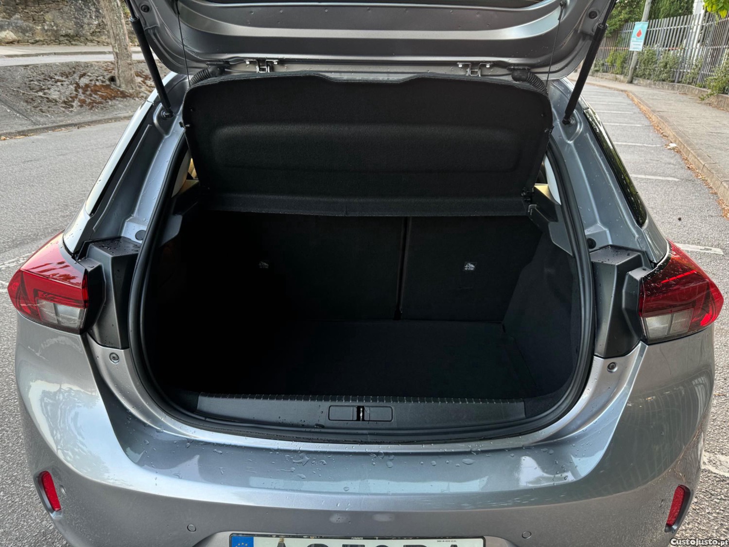 Opel Corsa 1.2 Turbo Elegance — fotografia 3