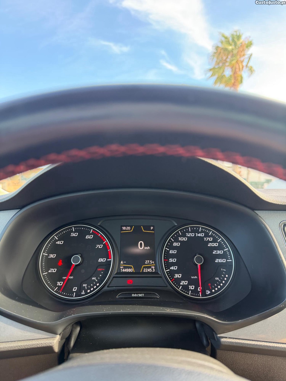 SEAT Leon Fr 1.4 tsi — fotografia 2