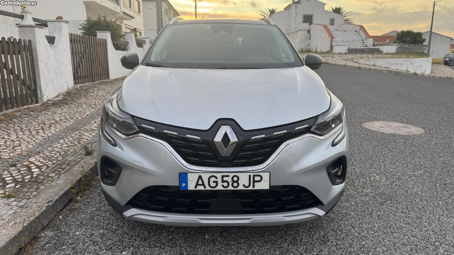 Renault Captur 1.0 TCe Exclusive — fotografia 4