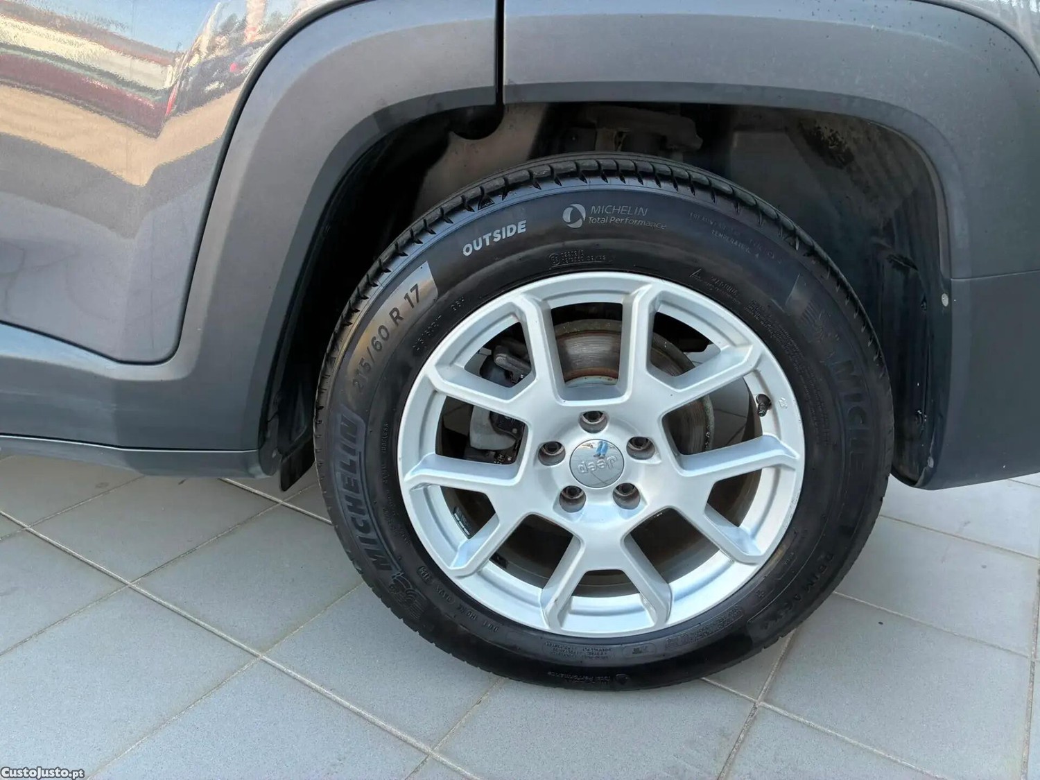 Jeep Renegade 1.0 T Longitude — fotografia 22