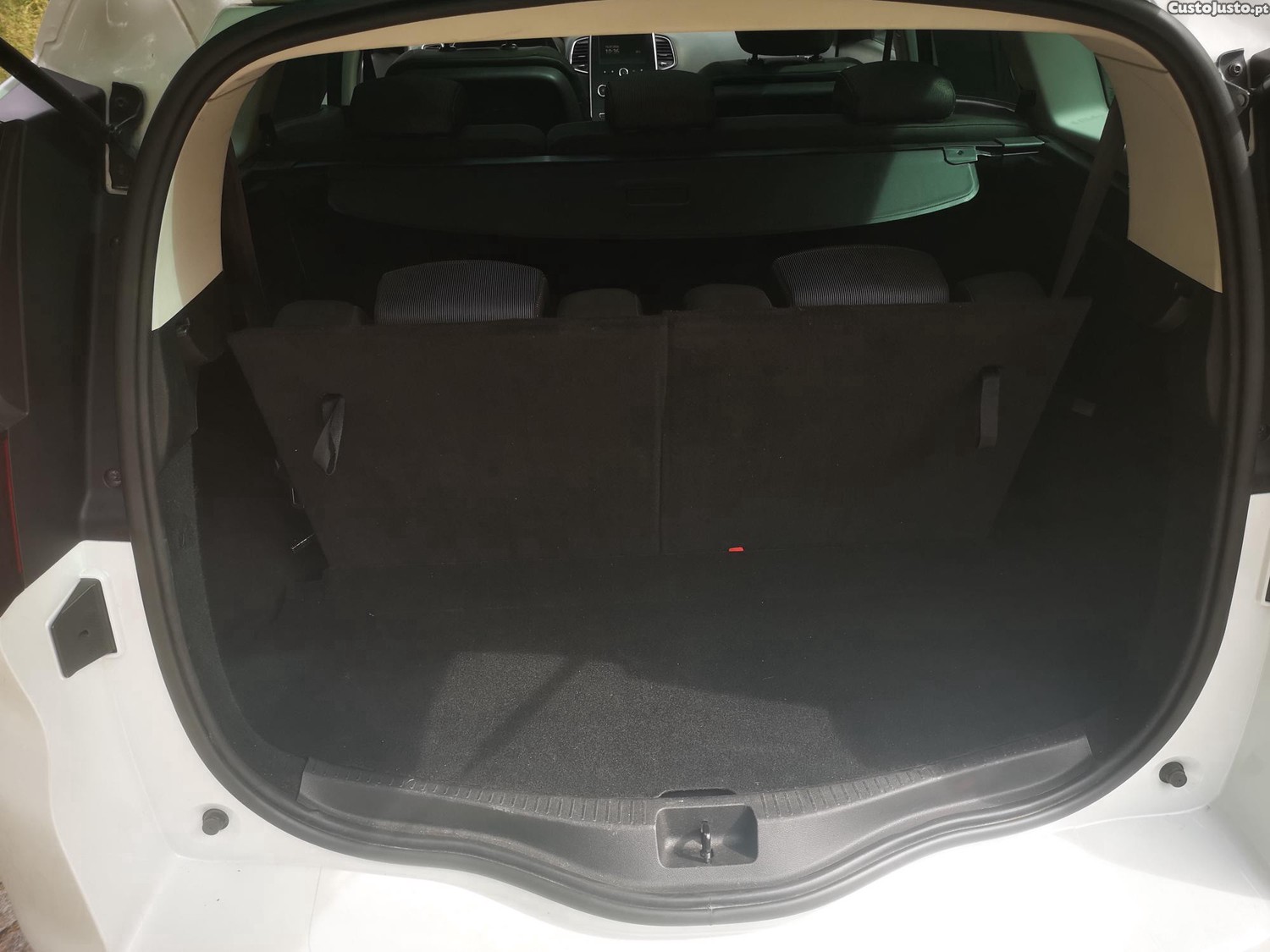 Renault Grand Scénic 1.6 DCI 130cv Intens - 7 lugares - Teto Panorâmico - C/ Garantia — fotografia 13
